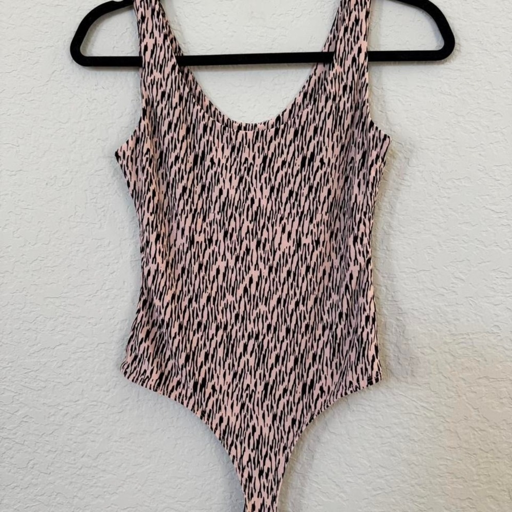 Leith Womens Pink‎ Black Animal Print Bodysuit Sleeveless Scoop Neck XS